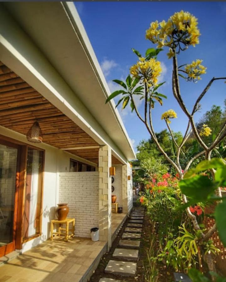 Surya Lombok Accommodation セロング・ベラナク エクステリア 写真